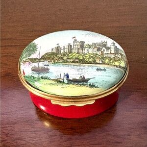 Halcyon Days Windsor Castle Enamel Box